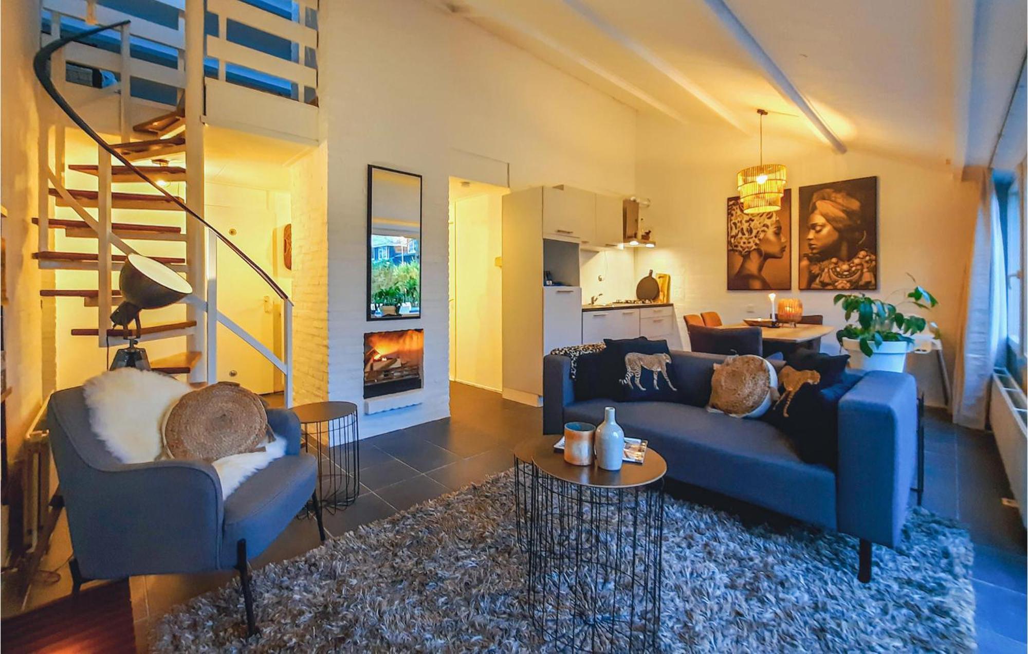 Beautiful In With Outdoor Swimming Pool, Wifi&3 Bedrooms Vakantiehuis